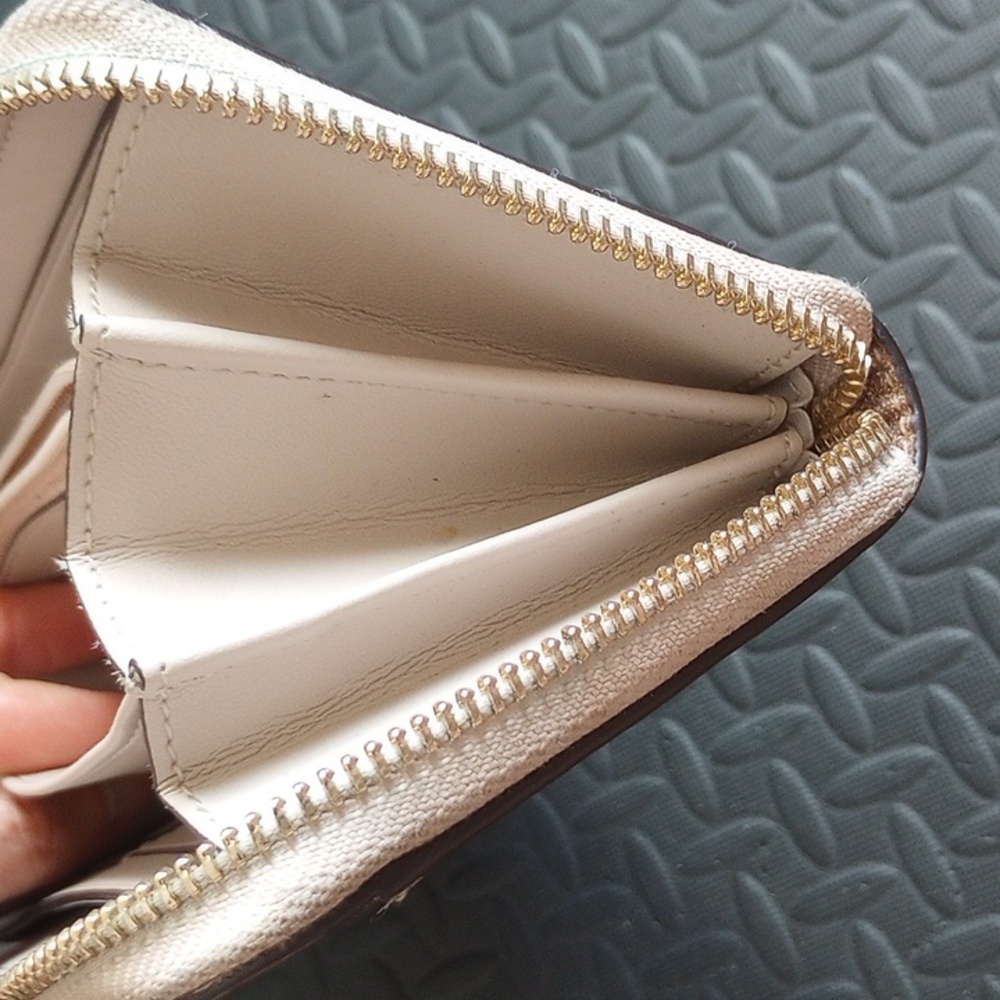 Kate Spade Gold Glitter Continental Zip Around Wallet - Picture 8 of 11